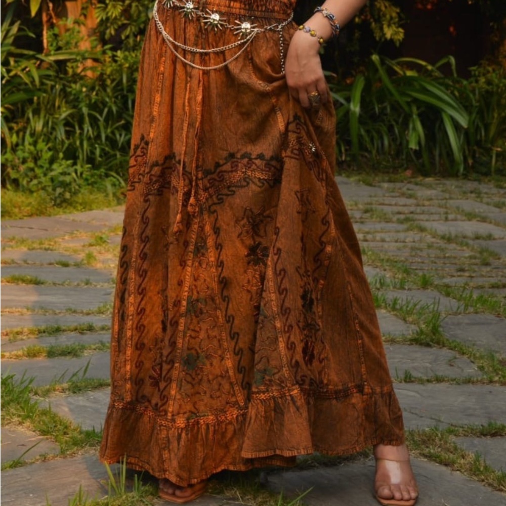 Bohemian Brown Maxi Skirt - Picture 5 of 6